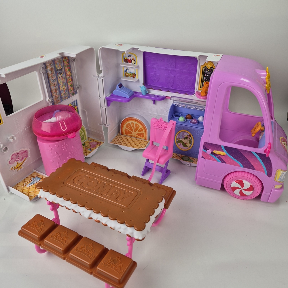 Disney Princess Comfy Squad Sweet Treats Truck Playset